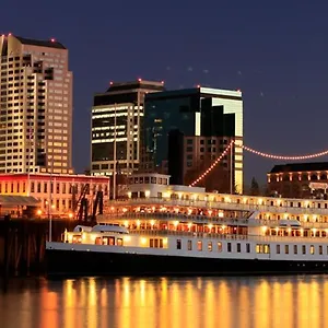 Hotel Delta King